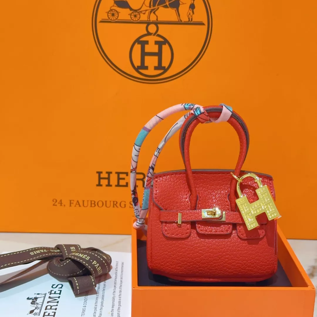 hermes key holder and boucle de sac s_12b04502